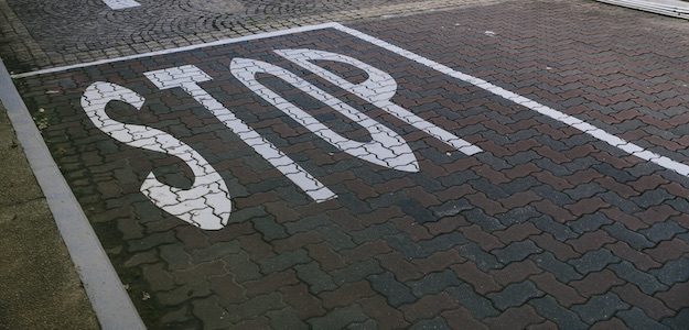 道路標識の写真