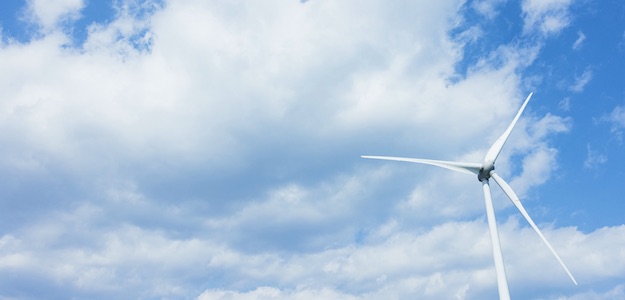 風力発電と空の写真